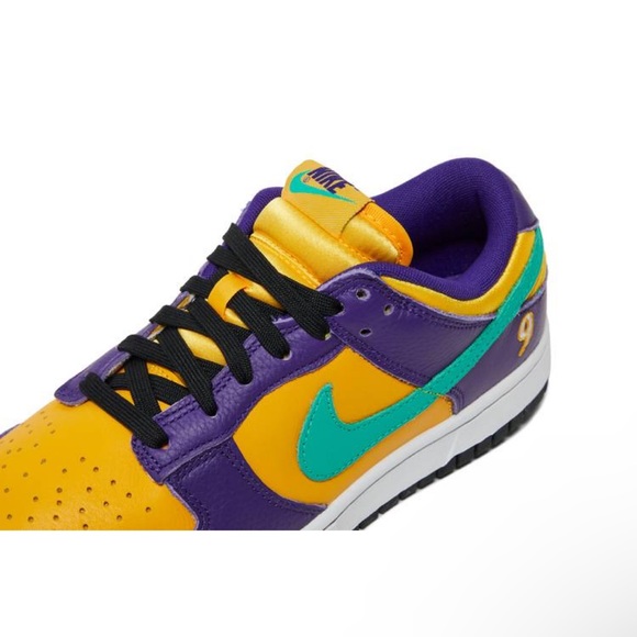 NIKE DUNK LOW - Picture 9 of 13